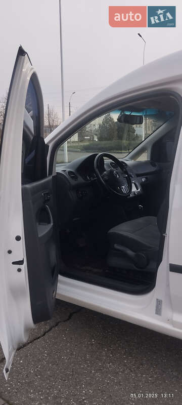 Грузовой фургон Volkswagen Caddy 2013 в Виноградове фото 11 Грузовой фургон Volkswagen Caddy 2013 в Виноградове