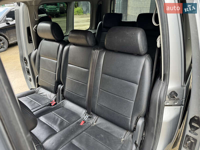 Минивэн Volkswagen Caddy 2011 в Тячеве фото 24 Минивэн Volkswagen Caddy 2011 в Тячеве