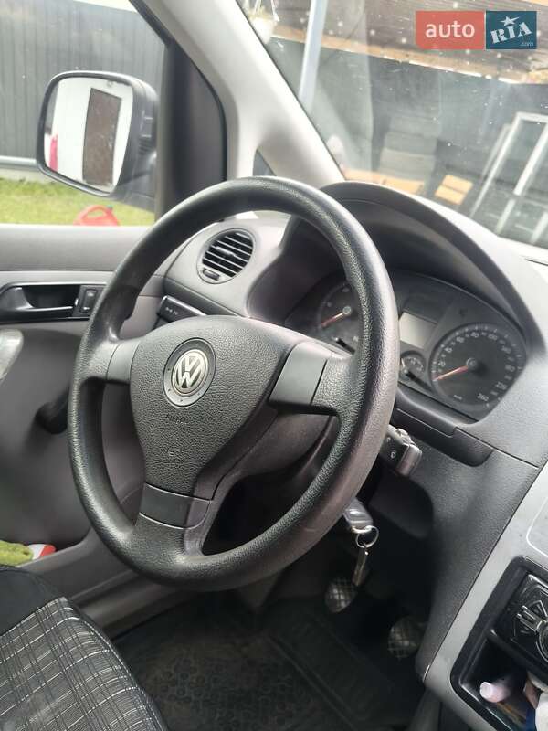 Минивэн Volkswagen Caddy 2006 в Комарному фото 17 Минивэн Volkswagen Caddy 2006 в Комарному