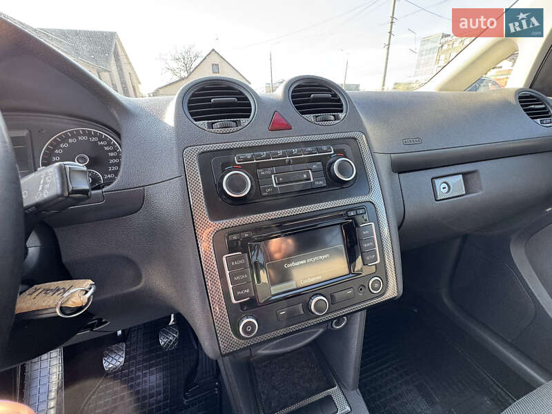 Мінівен Volkswagen Caddy 2010 в Чернівцях фото 29 Мінівен Volkswagen Caddy 2010 в Чернівцях