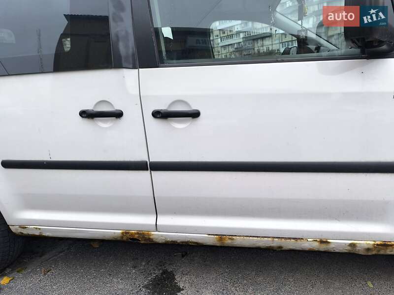 Минивэн Volkswagen Caddy 2006 в Киеве фото 4 Минивэн Volkswagen Caddy 2006 в Киеве