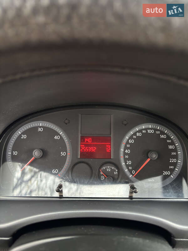 Минивэн Volkswagen Caddy 2006 в Сумах фото 10 Минивэн Volkswagen Caddy 2006 в Сумах