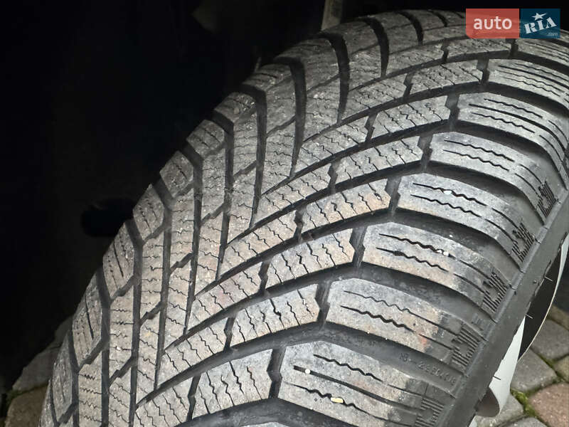 Вантажний фургон Volkswagen Caddy 2022 в Радивиліві