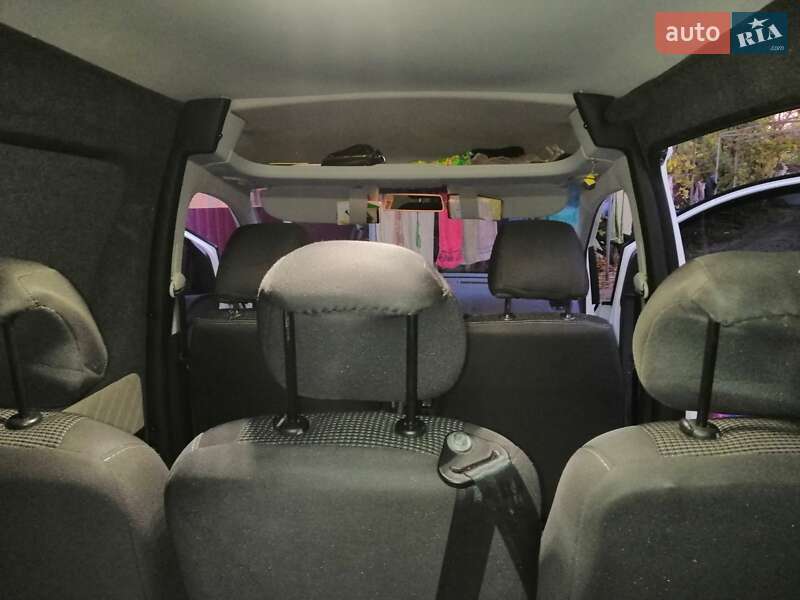 Вантажопасажирський фургон Volkswagen Caddy 2014 в Одесі фото 9 Вантажопасажирський фургон Volkswagen Caddy 2014 в Одесі