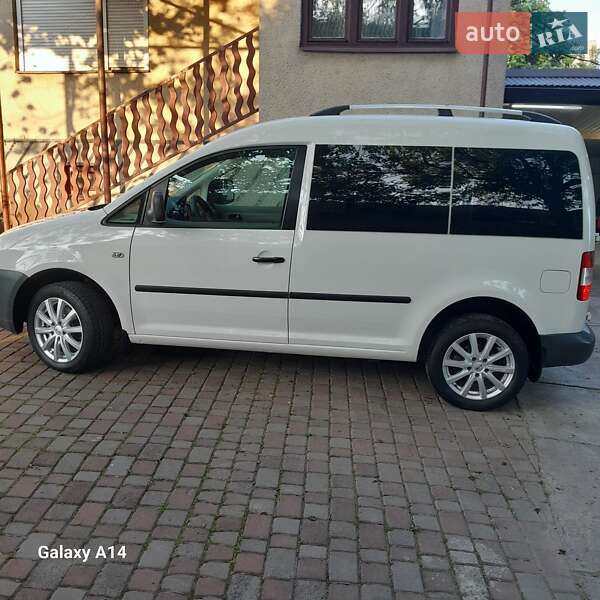 Минивэн Volkswagen Caddy 2007 в Виноградове фото 13 Минивэн Volkswagen Caddy 2007 в Виноградове