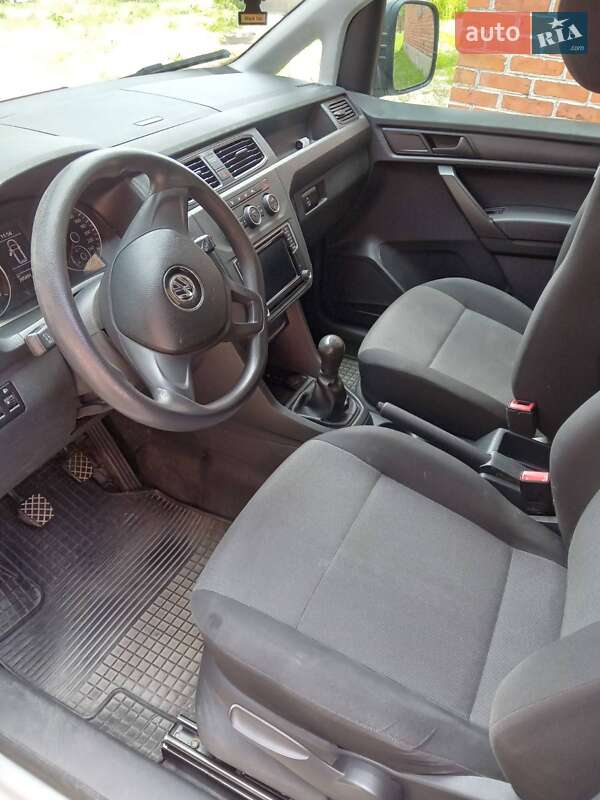 Грузовой фургон Volkswagen Caddy 2017 в Луцке