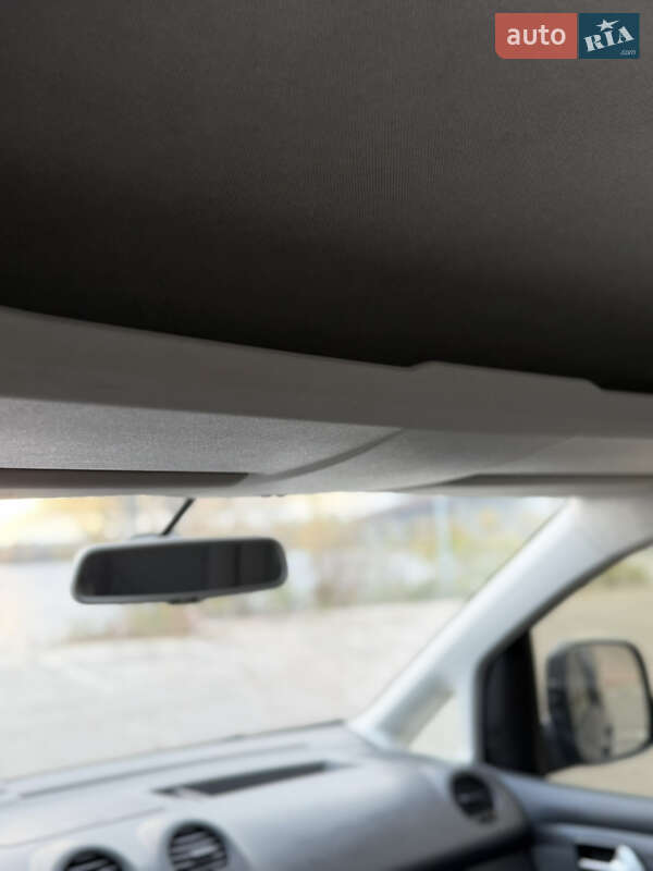 Минивэн Volkswagen Caddy 2014 в Киеве фото 14 Минивэн Volkswagen Caddy 2014 в Киеве