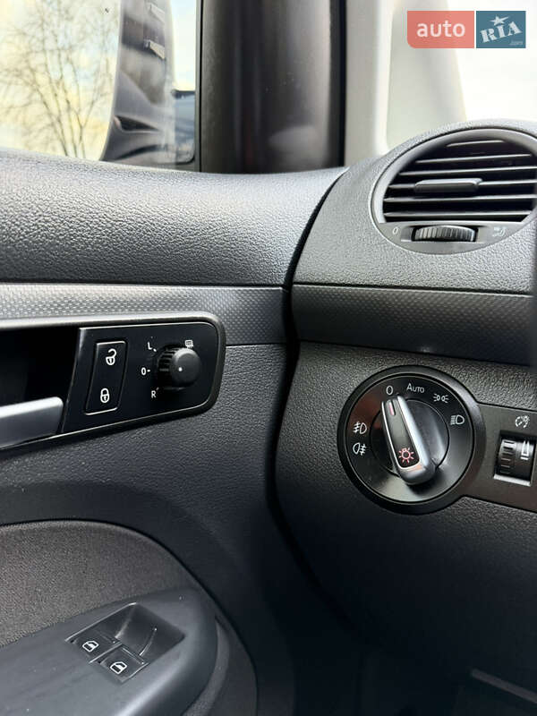 Минивэн Volkswagen Caddy 2014 в Киеве фото 20 Минивэн Volkswagen Caddy 2014 в Киеве
