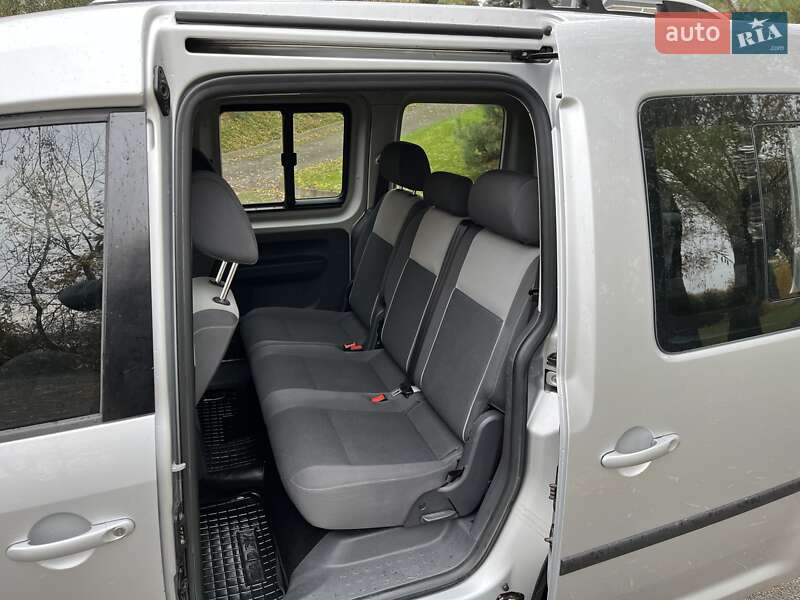 Минивэн Volkswagen Caddy 2011 в Обухове фото 8 Минивэн Volkswagen Caddy 2011 в Обухове