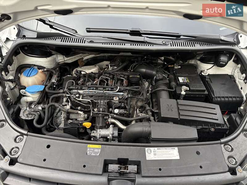 Минивэн Volkswagen Caddy 2015 в Киеве фото 24 Минивэн Volkswagen Caddy 2015 в Киеве