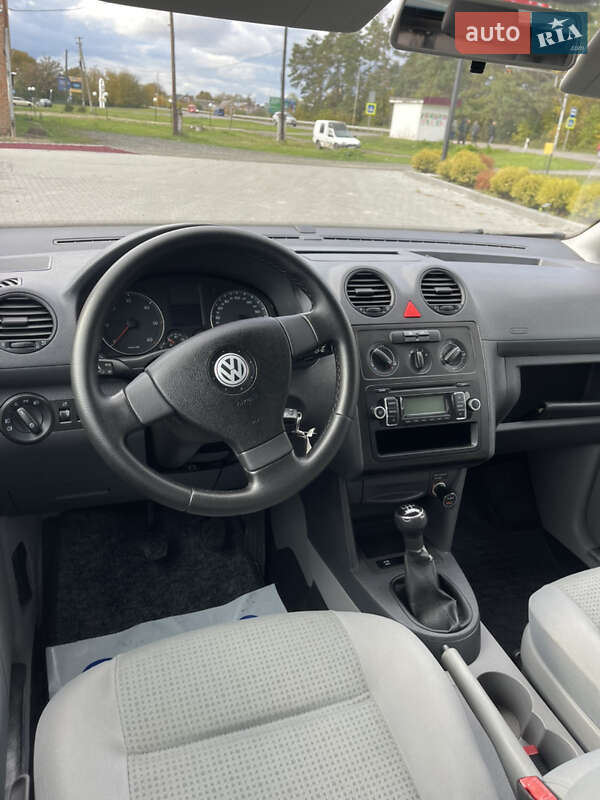 Мінівен Volkswagen Caddy 2009 в Луцьку