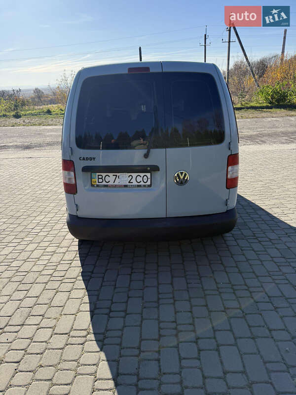 Минивэн Volkswagen Caddy 2004 в Львове