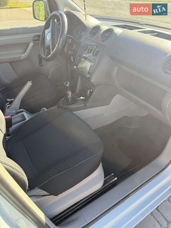 Минивэн Volkswagen Caddy 2004 в Львове