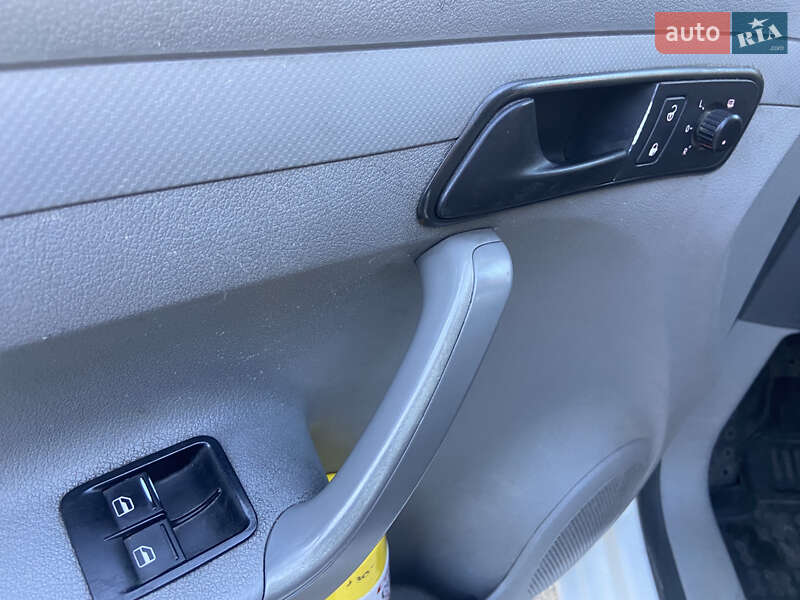 Мінівен Volkswagen Caddy 2009 в Львові