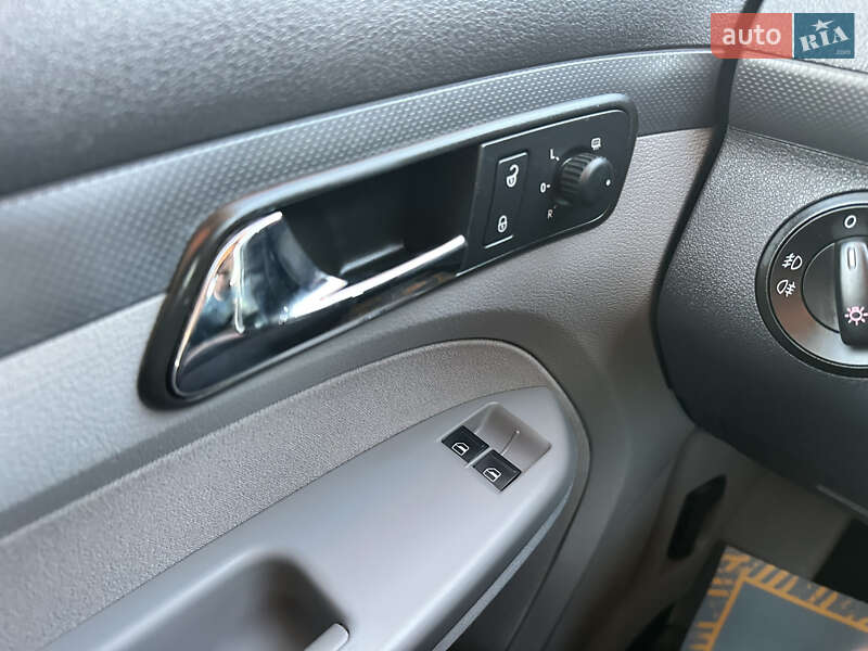 Мінівен Volkswagen Caddy 2008 в Вінниці