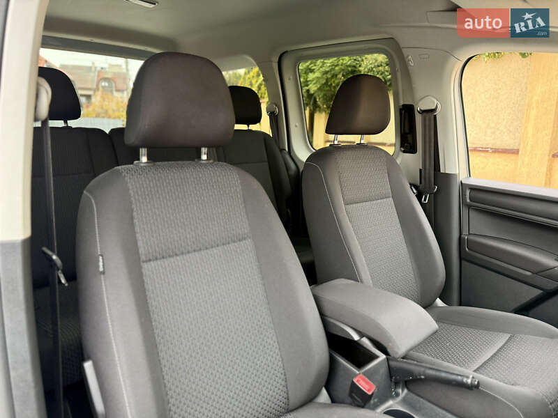 Мінівен Volkswagen Caddy 2020 в Ужгороді
