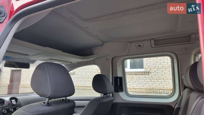Минивэн Volkswagen Caddy 2014 в Киеве фото 27 Минивэн Volkswagen Caddy 2014 в Киеве