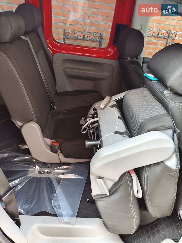 Мінівен Volkswagen Caddy 2009 в Полтаві фото 7 Мінівен Volkswagen Caddy 2009 в Полтаві