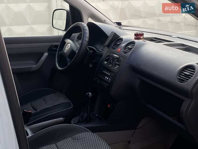 Минивэн Volkswagen Caddy 2004 в Львове
