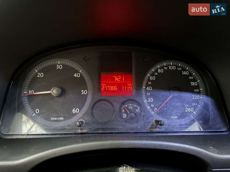 Минивэн Volkswagen Caddy 2004 в Львове