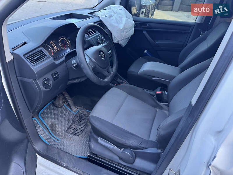 Грузовой фургон Volkswagen Caddy 2016 в Днепре