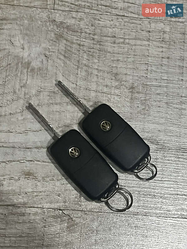 Грузопассажирский фургон Volkswagen Caddy 2010 в Киеве фото 2 Грузопассажирский фургон Volkswagen Caddy 2010 в Киеве