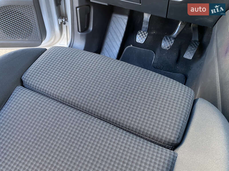 Минивэн Volkswagen Caddy 2021 в Ирпене