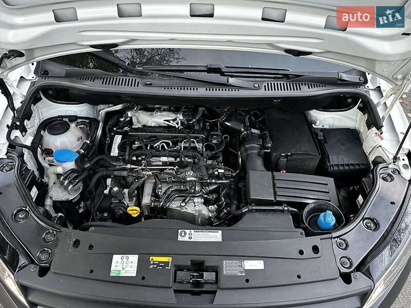 Минивэн Volkswagen Caddy 2017 в Казатине