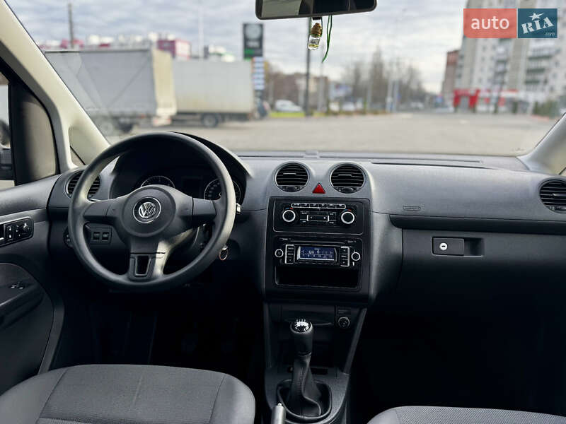 Минивэн Volkswagen Caddy 2014 в Луцке