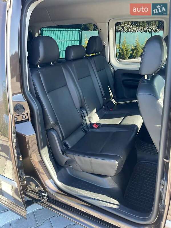 Минивэн Volkswagen Caddy 2017 в Виноградове