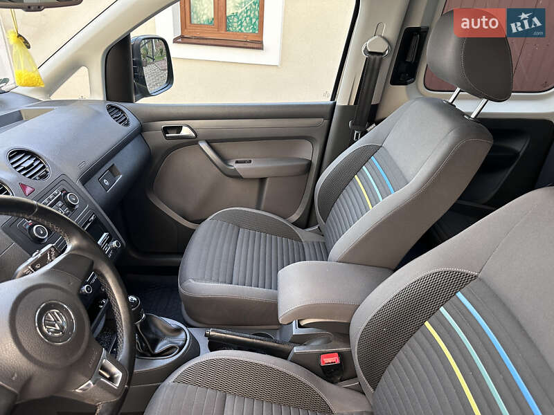 Мінівен Volkswagen Caddy 2014 в Городенці