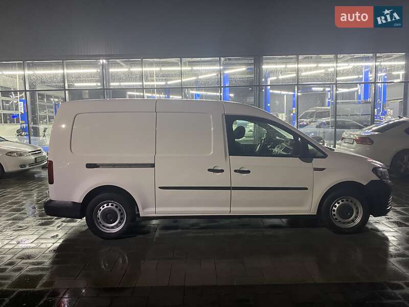 Вантажний фургон Volkswagen Caddy 2019 в Києві