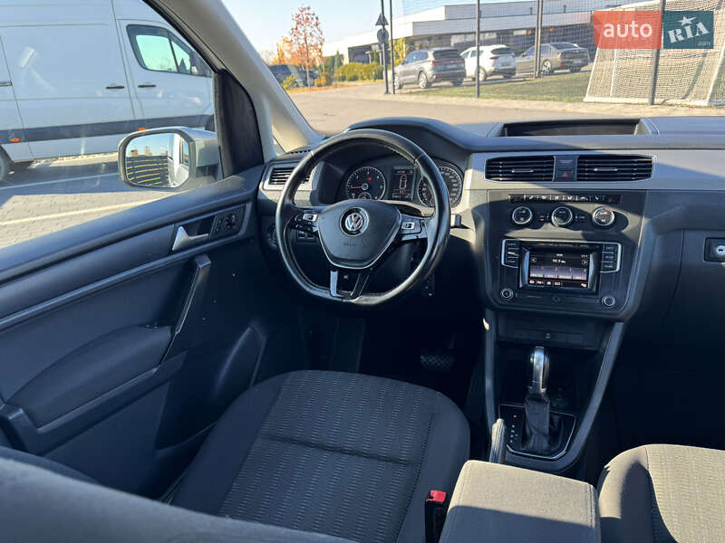 Мінівен Volkswagen Caddy 2016 в Мукачевому