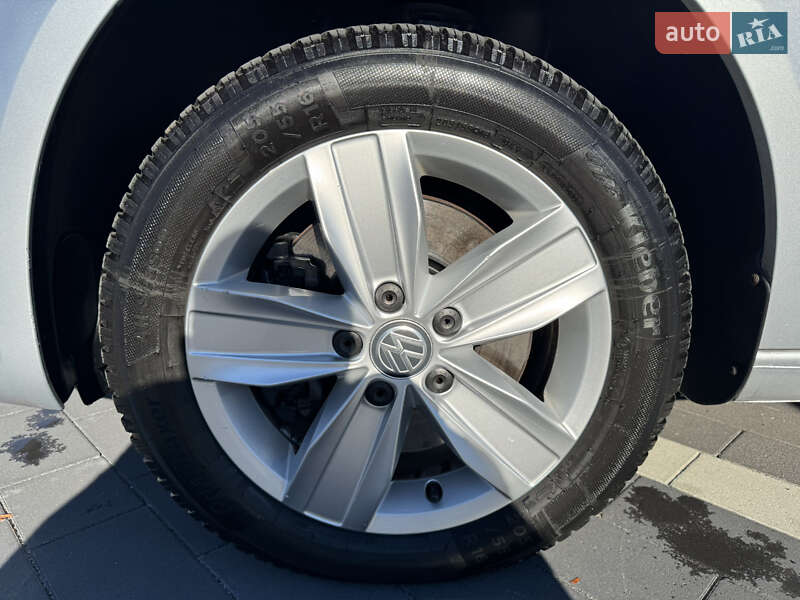 Мінівен Volkswagen Caddy 2016 в Мукачевому