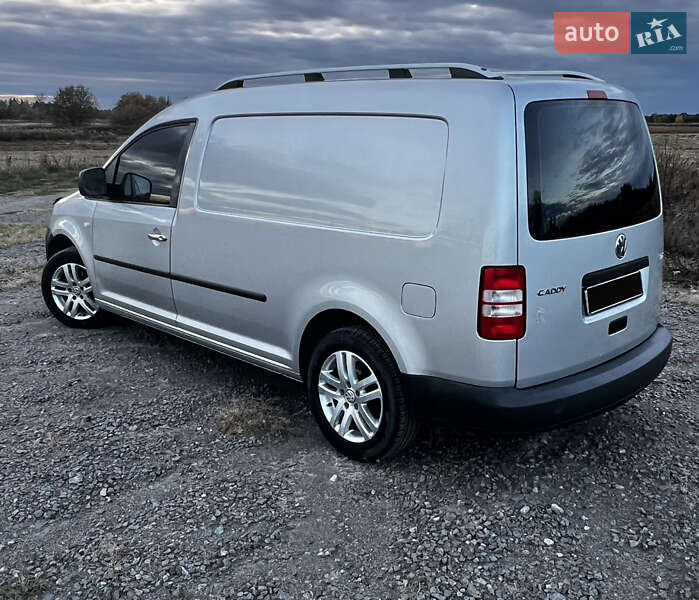 Грузовой фургон Volkswagen Caddy 2014 в Мостиске