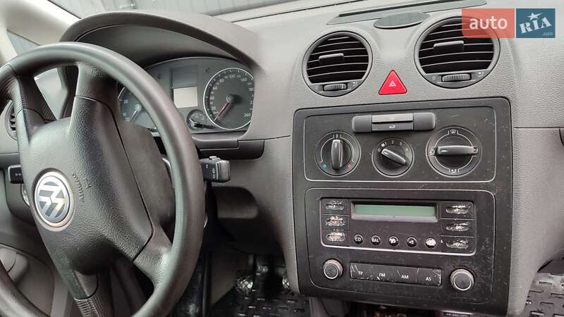 Мінівен Volkswagen Caddy 2005 в Вільногірську