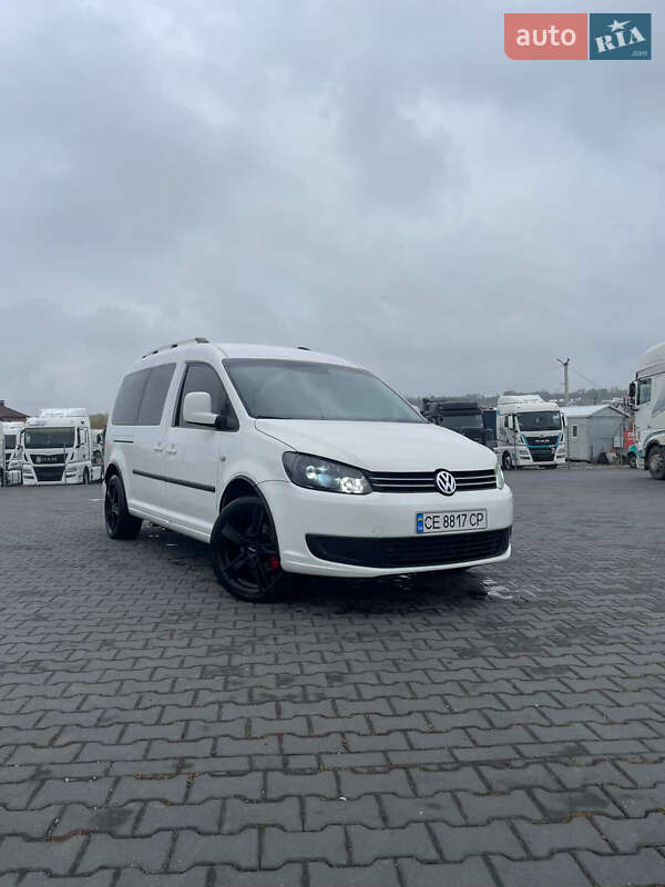Минивэн Volkswagen Caddy 2015 в Черновцах