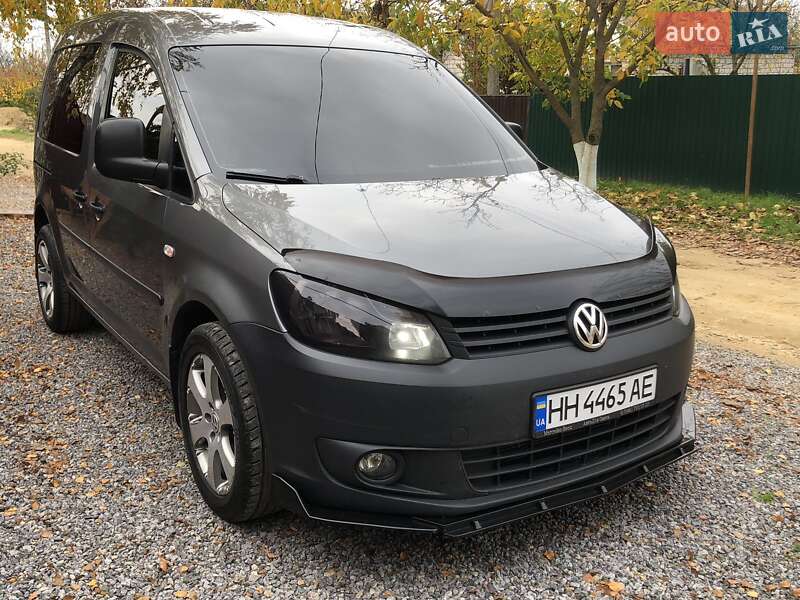 Мінівен Volkswagen Caddy 2011 в Біляївці
