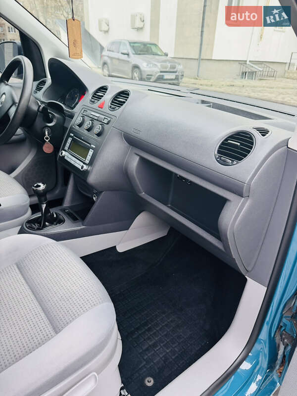 Минивэн Volkswagen Caddy 2008 в Ровно