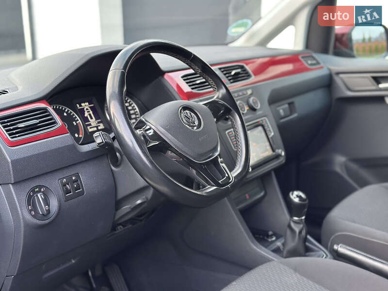 Минивэн Volkswagen Caddy 2015 в Луцке фото 32 Минивэн Volkswagen Caddy 2015 в Луцке