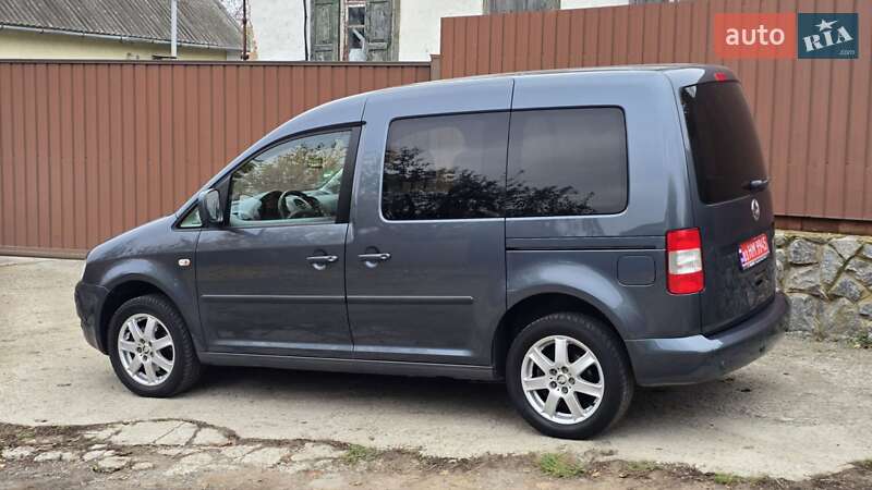 Мінівен Volkswagen Caddy 2010 в Полтаві