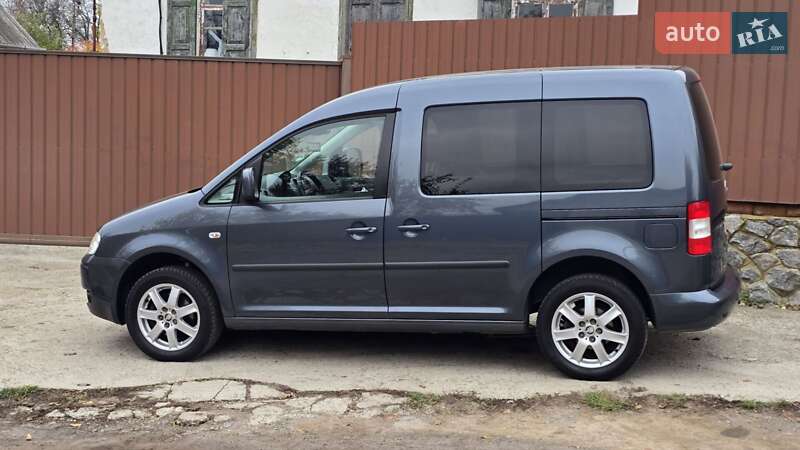 Мінівен Volkswagen Caddy 2010 в Полтаві