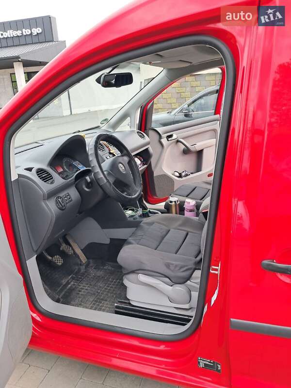 Минивэн Volkswagen Caddy 2009 в Полтаве