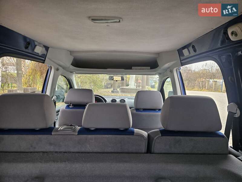 Мінівен Volkswagen Caddy 2009 в Івано-Франківську фото 19 Мінівен Volkswagen Caddy 2009 в Івано-Франківську