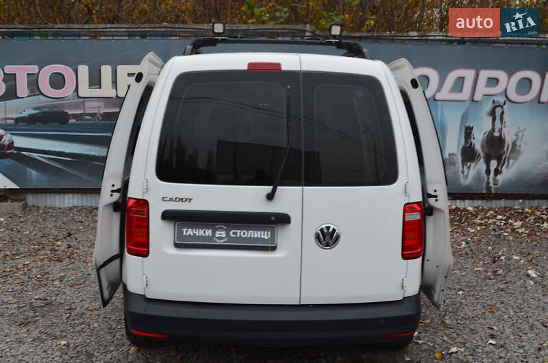 Мінівен Volkswagen Caddy 2020 в Києві