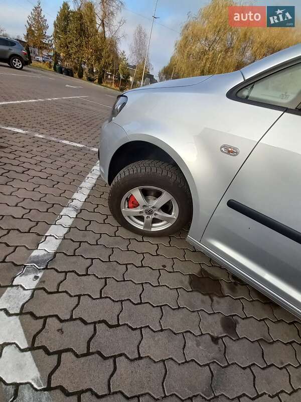 Минивэн Volkswagen Caddy 2011 в Дрогобыче