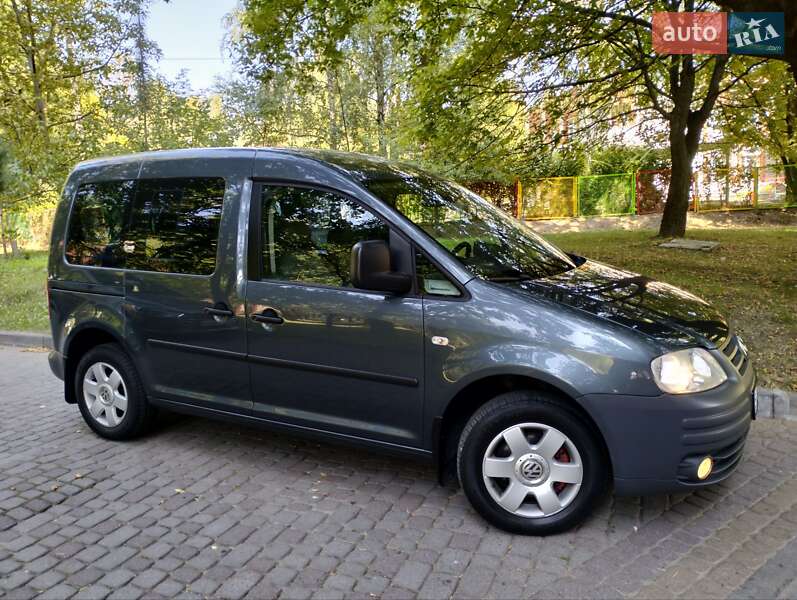 Минивэн Volkswagen Caddy 2009 в Львове