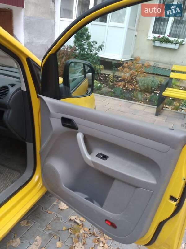 Минивэн Volkswagen Caddy 2004 в Тернополе фото 8 Минивэн Volkswagen Caddy 2004 в Тернополе