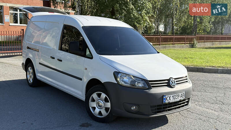 Volkswagen Caddy 2011