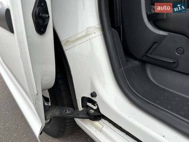 Минивэн Volkswagen Caddy 2017 в Киеве